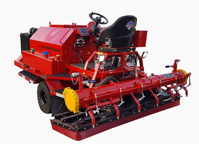 Самоходная машина для нанесения защитных текстурных эмульсий  PavementSaver 2